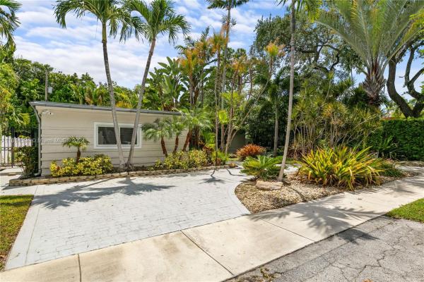 Bay Heights, 178 S Shore Dr, Miami, Florida 33133, image 2