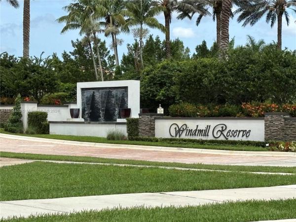 Windmill Reserve, 3233 Lake Ridge Ln, Weston, Florida 33332, image 1