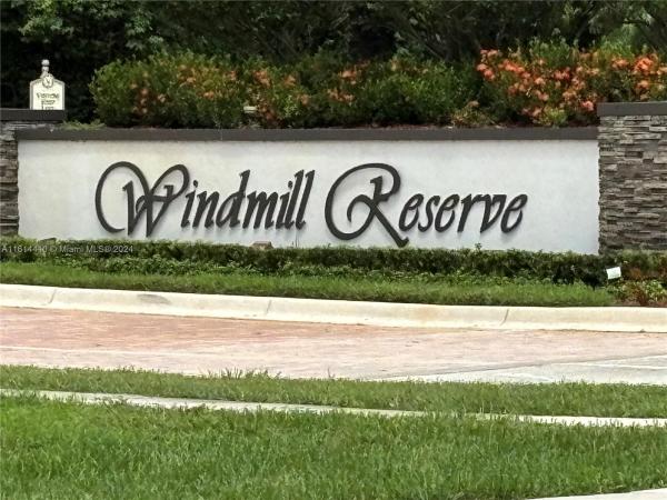 Windmill Reserve, 3233 Lake Ridge Ln, Weston, Florida 33332, image 2