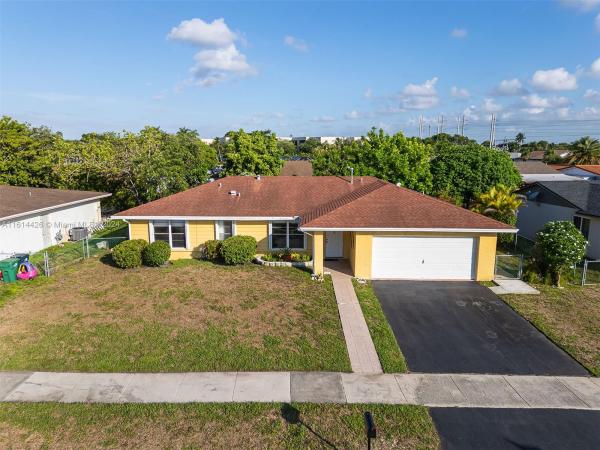 Winston Park, 13234 SW 85th Ter, Kendale Lakes, Florida 33183, image 1
