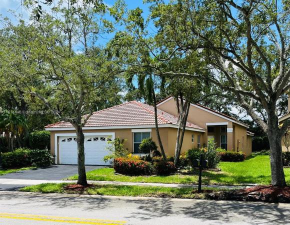 Stanton Lake, 720 Stanton Dr, Weston, Florida 33326, image 1