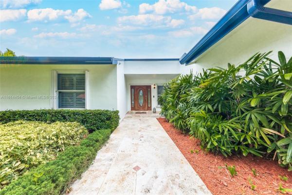 Calusa Club Estates, 12730 SW 101st Ter, The Crossings, Florida 33186, image 3