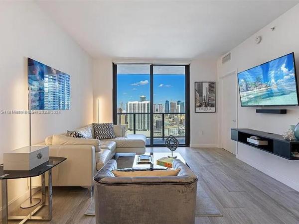 Brickell Heights East, 45 SW 9th St #3109, Miami, Florida 33130, image 1