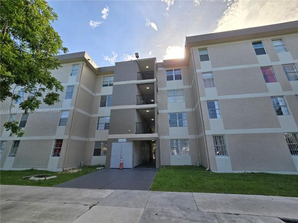 Cambridge, 1875 W 56th St #301, Hialeah, Florida 33012, image 1