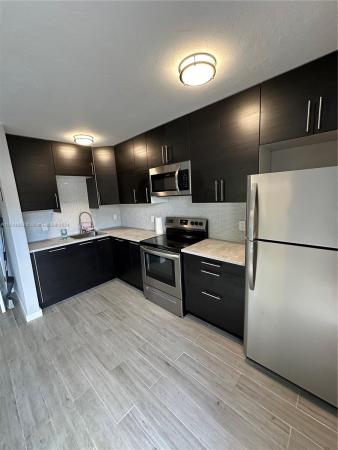 Acapulco Townhomes, 1329 NE 5th Ave #4, Fort Lauderdale, Florida 33304, image 1