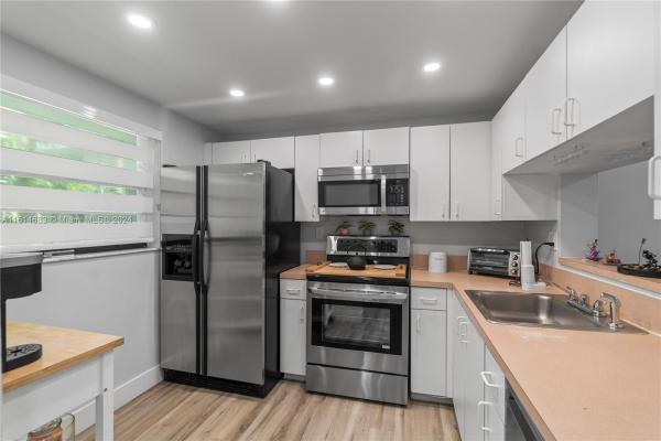 Gardens Of Kendall South, 10815 SW 112th Ave #215, Kendall, Florida 33176, image 1