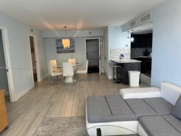 The Alexander Hotel, 5225 Collins Ave #817, Miami Beach, Florida 33140, image 3