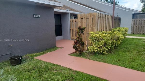 Barclays Estates, 8360 SW 148th Pl, Kendall West, Florida 33193, image 1