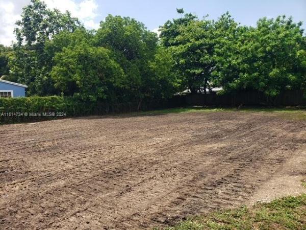Miami Park, 1467 NW 99th St, Pinewood, Florida 33147, image 1