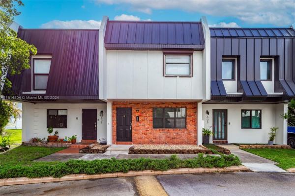 Miller Sixty-Seven Townhouses, 6667 Miller Dr #37, South Miami, Florida 33155, image 1