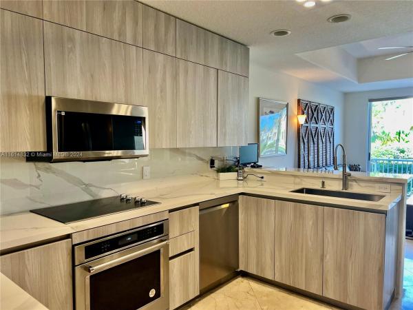 Aventura Lakes, 3145 NE 210th St, Aventura, Florida 33180, image 3