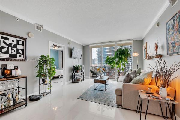 Cite On The Bay East, 2000 N Bayshore Dr #1203, Miami, Florida 33137, image 1