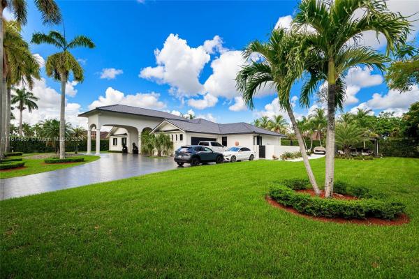 J G Heads Farms, 2600 SW 128th Ave, Tamiami, Florida 33175, image 2