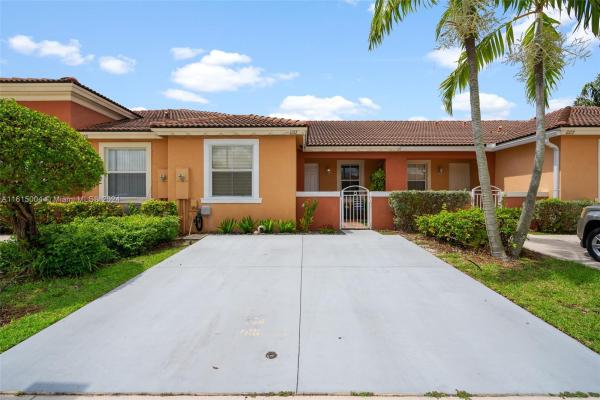 Spicewood, 11112 SW 236th Ter, Princeton, Florida 33032, image 1