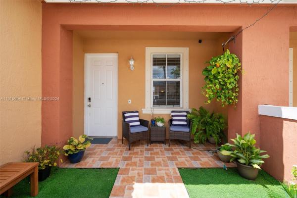 Spicewood, 11112 SW 236th Ter, Princeton, Florida 33032, image 2
