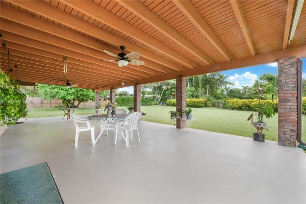 Pine Shore, 10780 SW 124th St, Kendall, Florida 33176, image 3