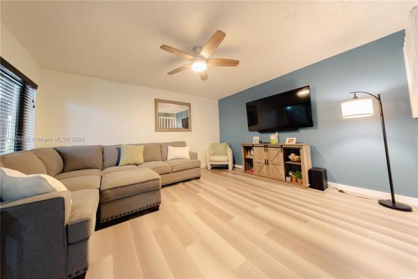 Lago West, 642 Commodore Dr 0, Plantation, Florida 33325, image 1