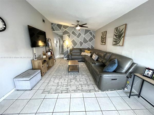 El Prado By The Lake, 2488 W 65th St, Hialeah, Florida 33016, image 2
