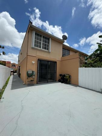 Mango Hill, 819 W 38th Ter #9, Hialeah, Florida 33012, image 1