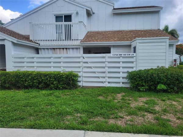 Village Homes At Country Walk, 13724 SW 149th Cir Ln #3, Country Walk, Florida 33186, image 2