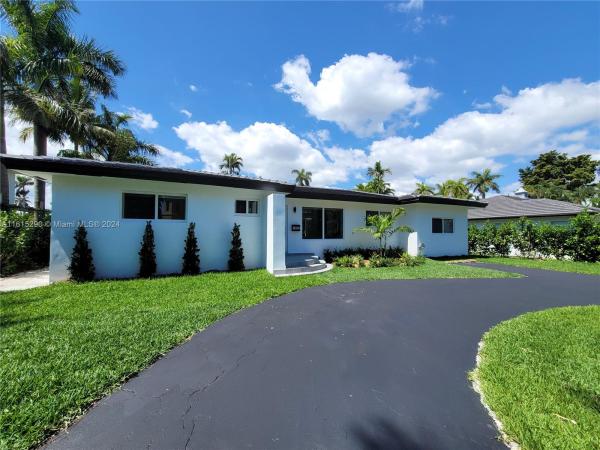 North Bay Island, 7420 Beachview Dr, North Bay Village, Florida 33141, image 1
