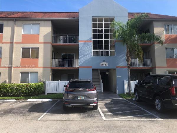 Villa Rustica, Hialeah, Florida 33015, image 1