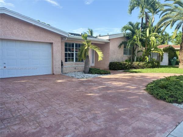 Sun Valley Estates, 8871 SW 54th St, Olympia Heights, Florida 33165, image 1