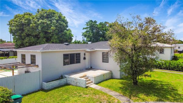 Coral Way Village, 2401 SW 84th Ave, Westchester, Florida 33155, image 3