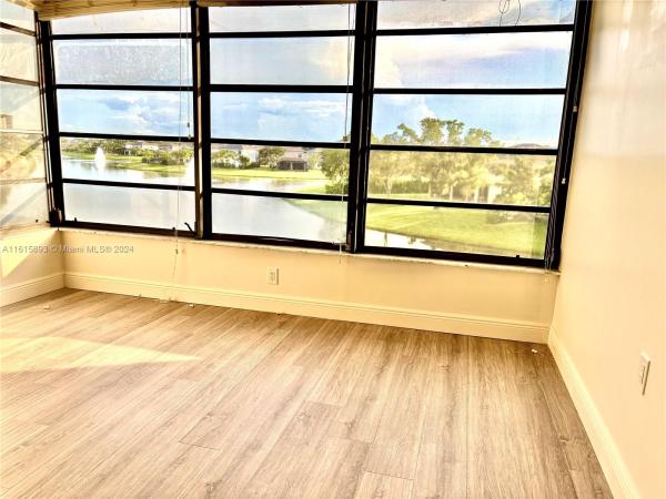 Whitehall, 3520 Whitehall Dr #305, West Palm Beach, Florida 33401, image 1