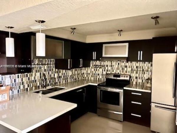 Snapper Village, 7114 SW 114th Pl #D, Kendall, Florida 33173, image 1
