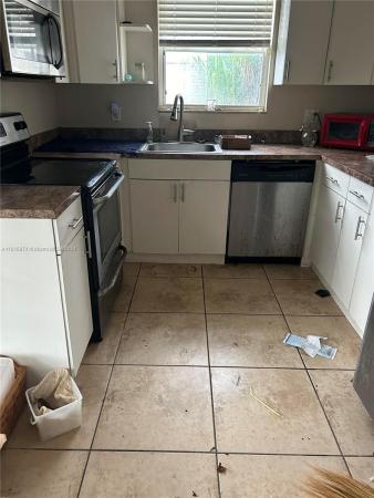 Dixie Estates, 15275 SW 298th Ter, Leisure City, Florida 33033, image 3