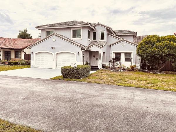 Renaissance At Lakes Of The Meadow, 15354 SW 43rd Ter, Kendall West, Florida 33185, image 1