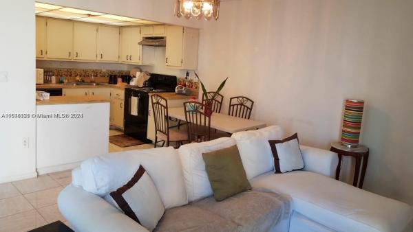 Winston Towers 600, Sunny Isles Beach, Florida 33160, image 1