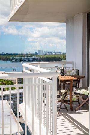 Del Prado, 18041 Biscayne Blvd #1905-4, Aventura, Florida 33160, image 3
