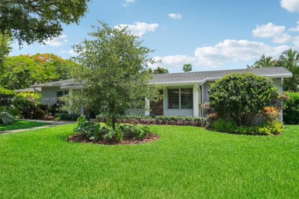Pine Estates, 8255 SW 97th St, Kendall, Florida 33156, image 3