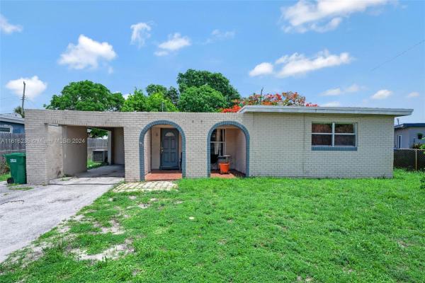 Boulevard Gardens, 470 NW 29th Ter, Fort Lauderdale, Florida 33311, image 1