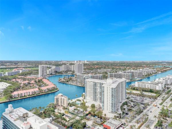 Lyfe Resort & Residences, 4111 S Ocean Dr #2806, Hallandale Beach, Florida 33019, image 3