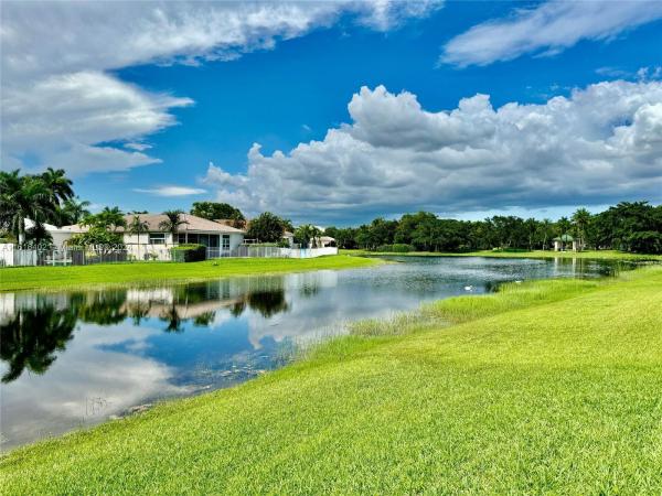 Jardin, 2545 Jardin Ter, Weston, Florida 33327, image 1