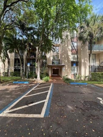 Promenade At Kendale Lakes, 14221 N Kendall Dr #401C, Kendall, Florida 33186, image 1