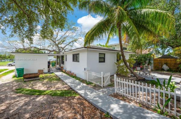 Pinemount, 7625 NW 4th Ct, Miami, Florida 33150, image 2