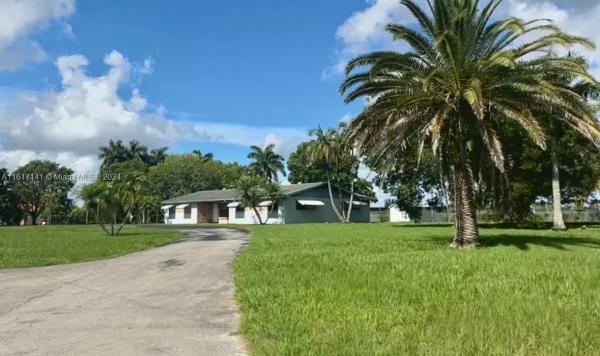 South Kendall Estates, 23290 SW 170th Ct, Redland, Florida 33031, image 3