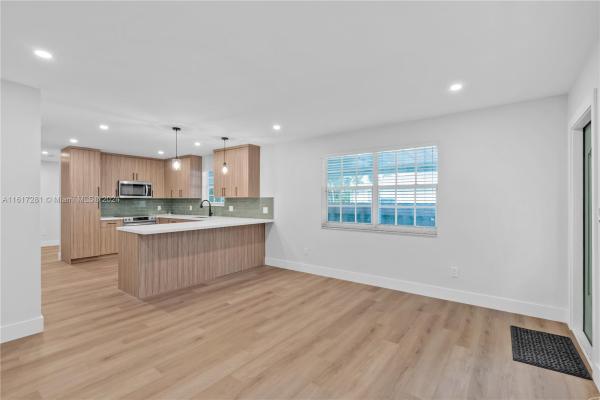 Bird Road Estates, 6338 SW 41st St, South Miami, Florida 33155, image 3