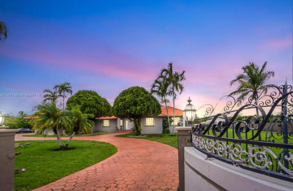 Biscayne Estates, 17320 SW 288th St, Leisure City, Florida 33030, image 1