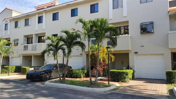 Marina Cove At Harbor Village, 21382 Marina Cove Cir #16-D, Aventura, Florida 33180, image 1