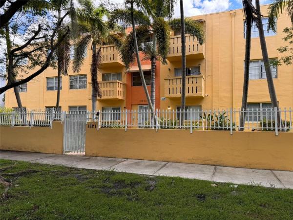 The Palms 51, 1821 NE 168th St #A1, North Miami Beach, Florida 33162, image 1
