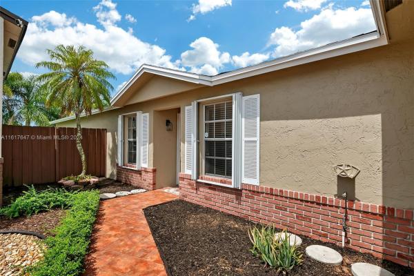 Westbrooke At Avalon, 8340 NW 193rd Ln, Hialeah, Florida 33015, image 3