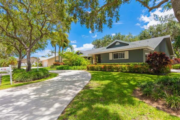 Turtle Creek, 15330 SW 146th St, Country Walk, Florida 33196, image 2