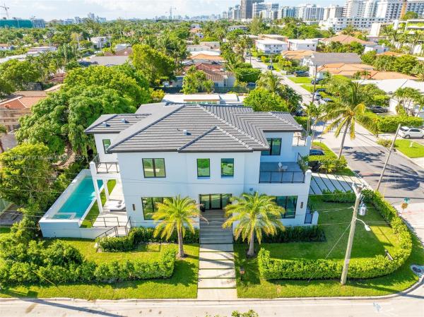 Altos Del Mar, 9000 Abbott Ave, Surfside, Florida 33154, image 1