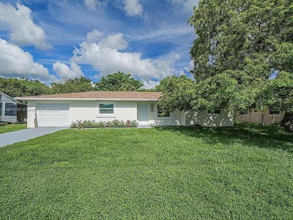 San Lucie Plaza, 2885 Harson Way, Fort Pierce, Florida 34946, image 1