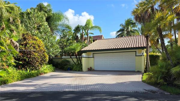Willow Pond At Jacaranda, 9890 SW 2nd St, Plantation, Florida 33324, image 1